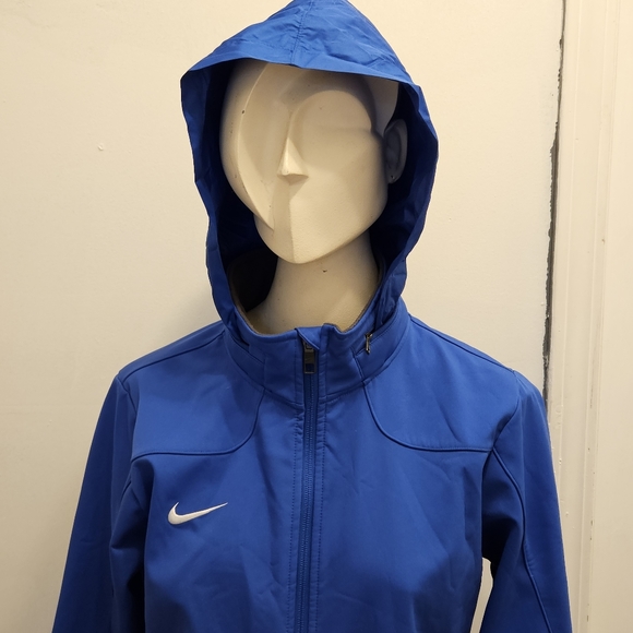 Like New Condition Nike Blue Hooded Lightweight Jacket - Picture 7 of 10